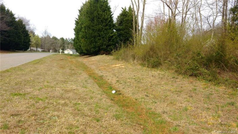 Property image 4 at 121 Castle Court, Kings Mountain, NC 28086