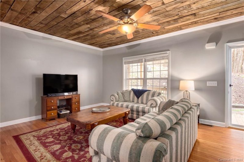 Property image 5 at 128 Carriage Drive, Fairview, NC 28730