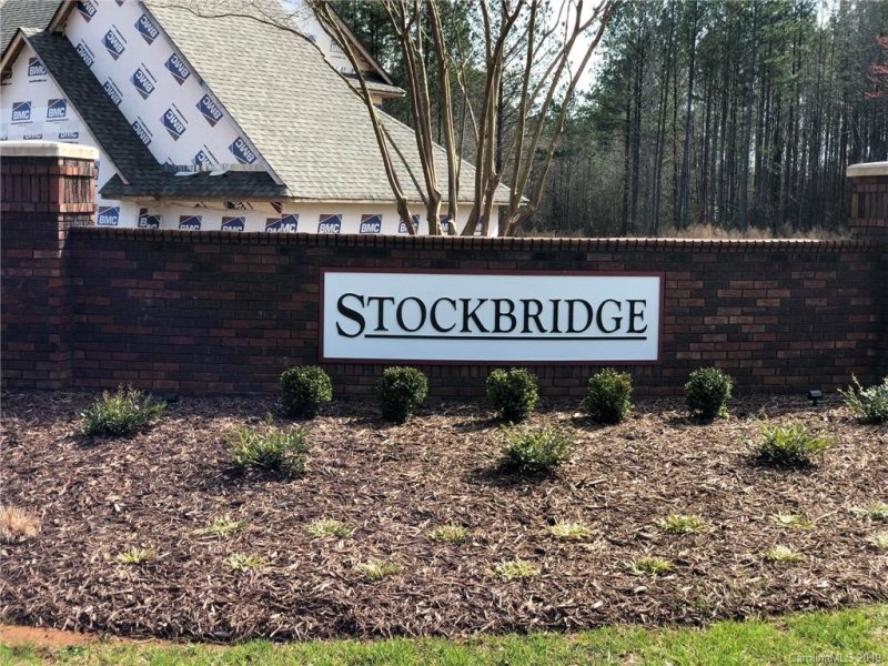 Property image 2 at 5040 Stockbridge Drive, Mount Holly, NC 28120