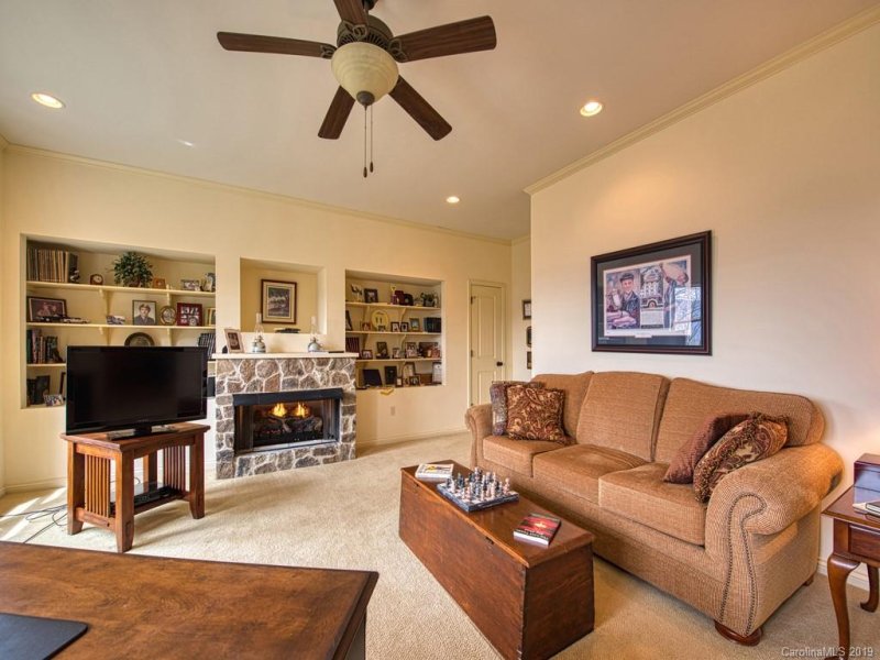 Property image 2 at 1244 Presidential Drive, Waynesville, NC 28786