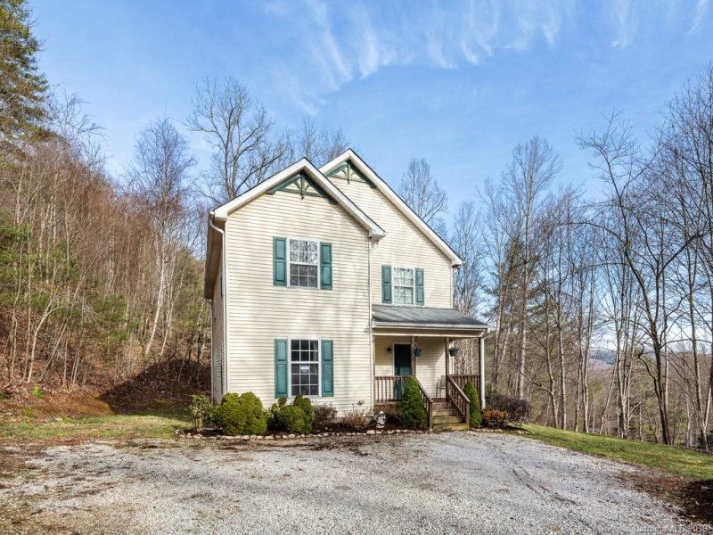 Property image 3 at 800 Point Of View Drive, Waynesville, NC 28785