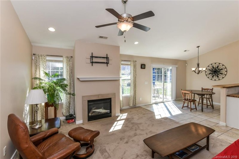 Property image 3 at 550 Pennyfields Lane, Clover, SC 29710