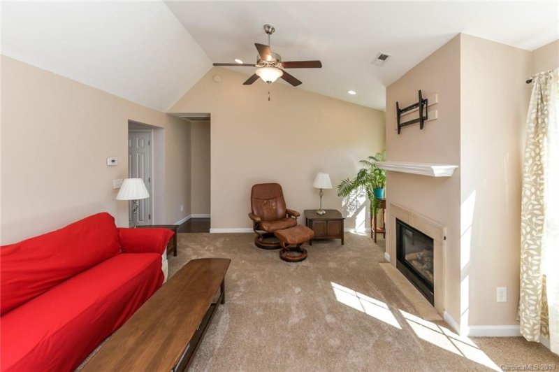 Property image 5 at 550 Pennyfields Lane, Clover, SC 29710