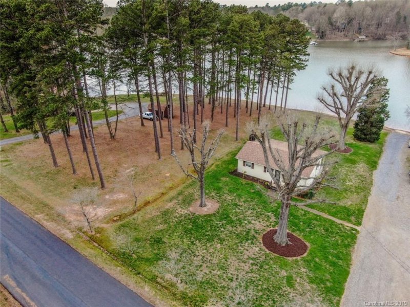 Property image 3 at 144 Morgan Bluff Road, Mooresville, NC 28117