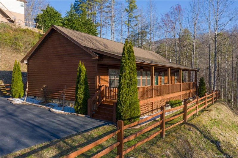 Property image 2 at 346 Green Mountain Road, Hendersonville, NC 28792