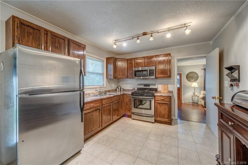 Property image 3 at 104 Peachtree Street, Belmont, NC 28012