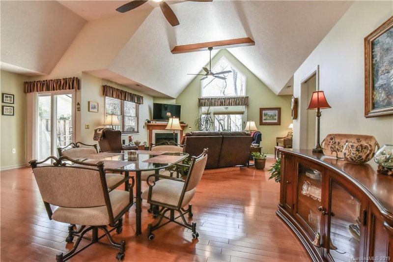 Property image 5 at 43 Beekeeper Trail, Swannanoa, NC 28778