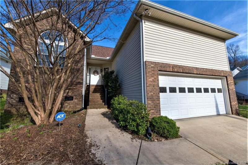 Property image 2 at 1572 Cambridge Heights Place, Concord, NC 28027