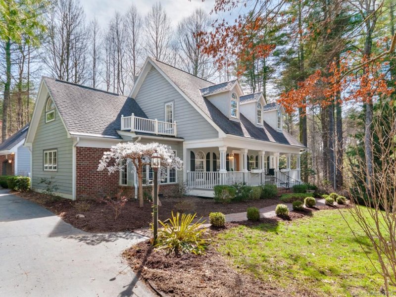 Property image 2 at 23 Mountain Lake Drive, Hendersonville, NC 28739