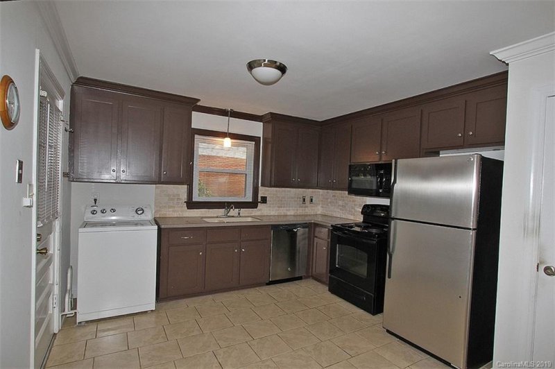 Property image 3 at 1417 Tarrington Avenue, Charlotte, NC 28205