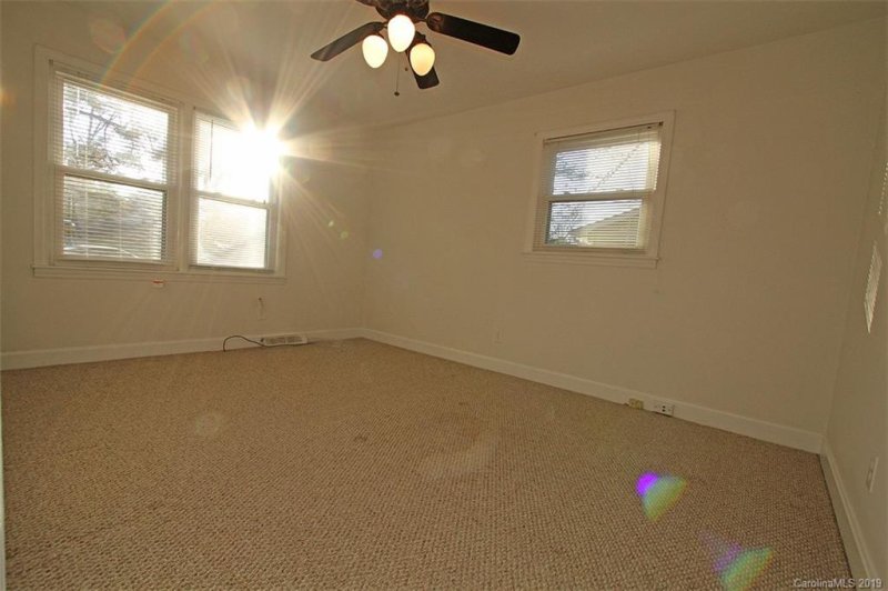 Property image 4 at 1417 Tarrington Avenue, Charlotte, NC 28205