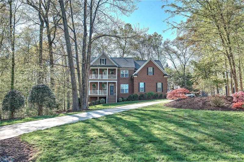 Property image 2 at 323 Laurel Crest Drive, Kannapolis, NC 28081