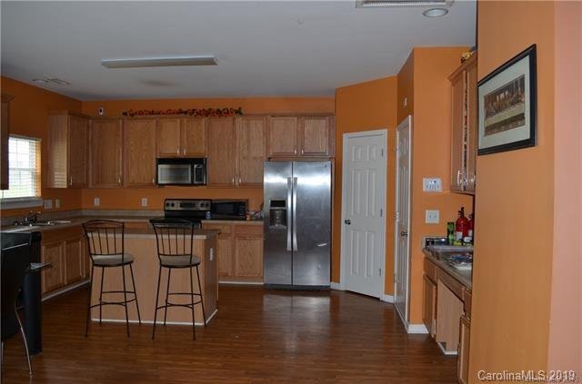 Property image 4 at 1526 Peachcroft Road, Charlotte, NC 28216