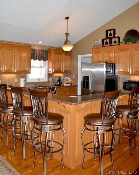 Property image 5 at 25 Dogwood Heights, Marion, NC 28752