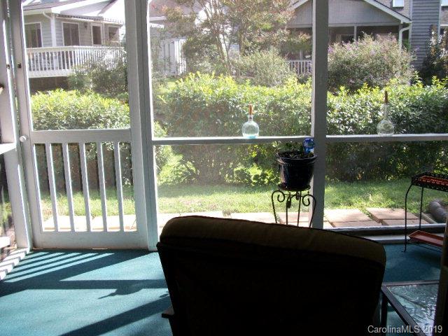 Property image 3 at 102 Llama Way, Black Mountain, NC 28711