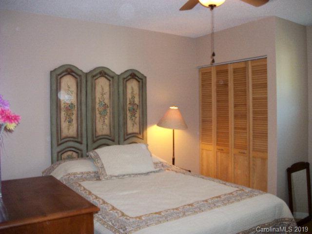 Property image 5 at 102 Llama Way, Black Mountain, NC 28711