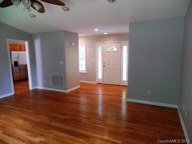 Property image 4 at 126 Springdale Dr, Marion, NC 28752