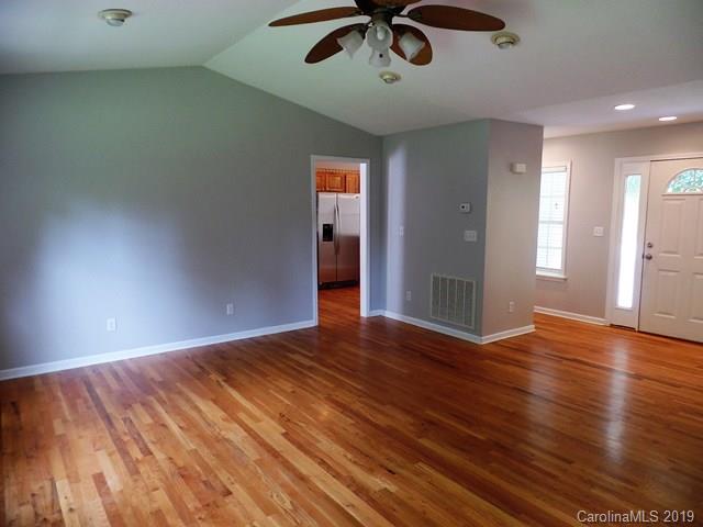 Property image 5 at 126 Springdale Dr, Marion, NC 28752