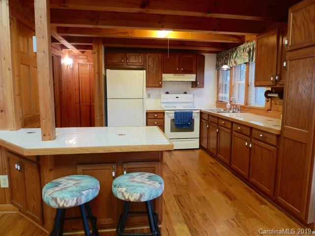 Property image 5 at 146 Crossings Dr S, Marion, NC 28752