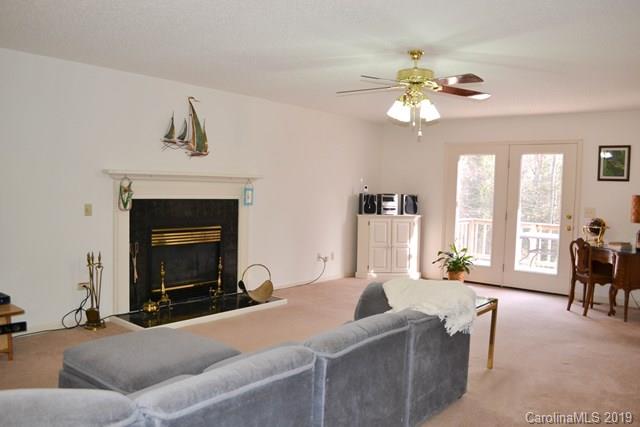 Property image 4 at 136 Lakeside Drive, Marion, NC 28752