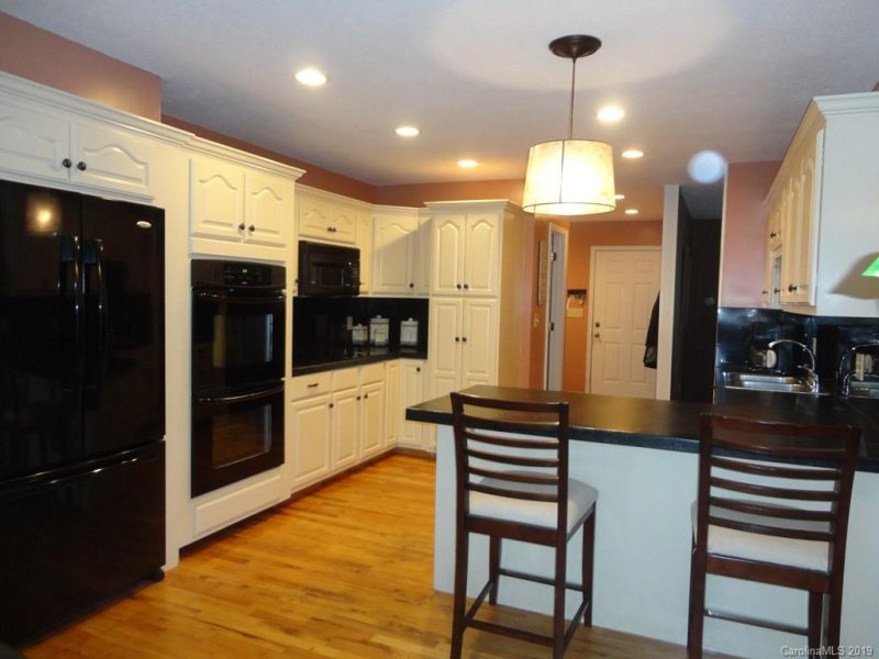 Property image 5 at 892 Plantation Drive, Marion, NC 28752