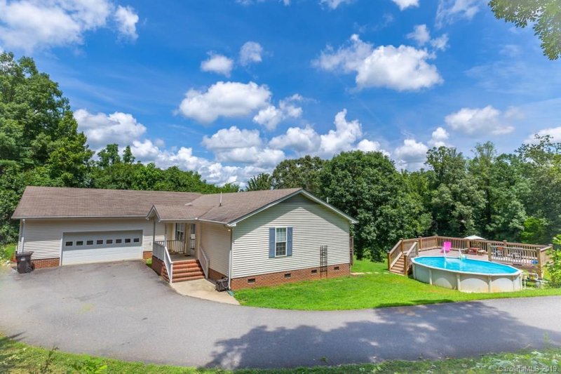 Property image 2 at 105 Greene Court, Morganton, NC 28655