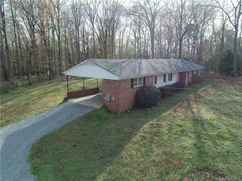 Property image 5 at 124 Greendale Drive, Mount Holly, NC 28120