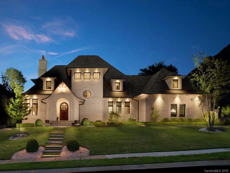 5916 Saint John Lane