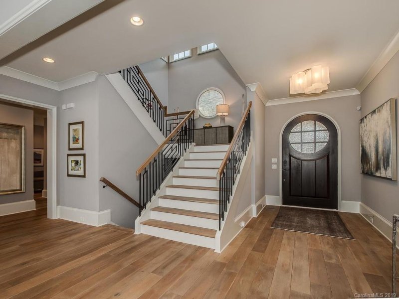 Property image 4 at 5916 Saint John Lane, Charlotte, NC 28210