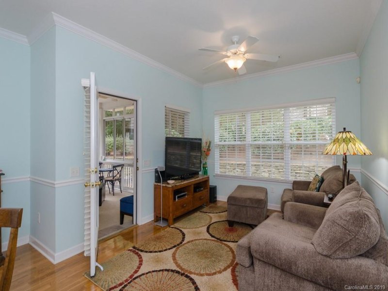 Property image 4 at 120 Victoria Park Drive, Hendersonville, NC 28792