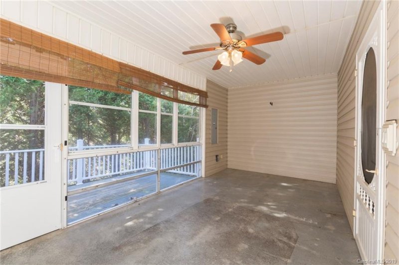 Property image 4 at 95 Allen Paul Drive, Hendersonville, NC 28791