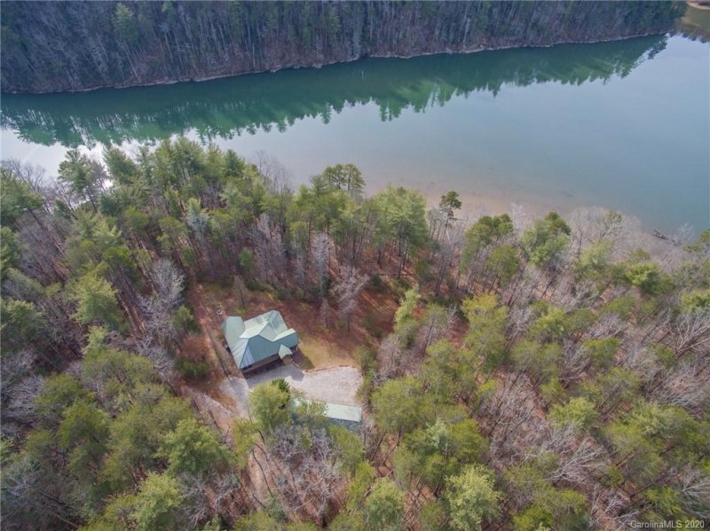 Property image 4 at 5 Lake Haven Drive, Marion, NC 28752