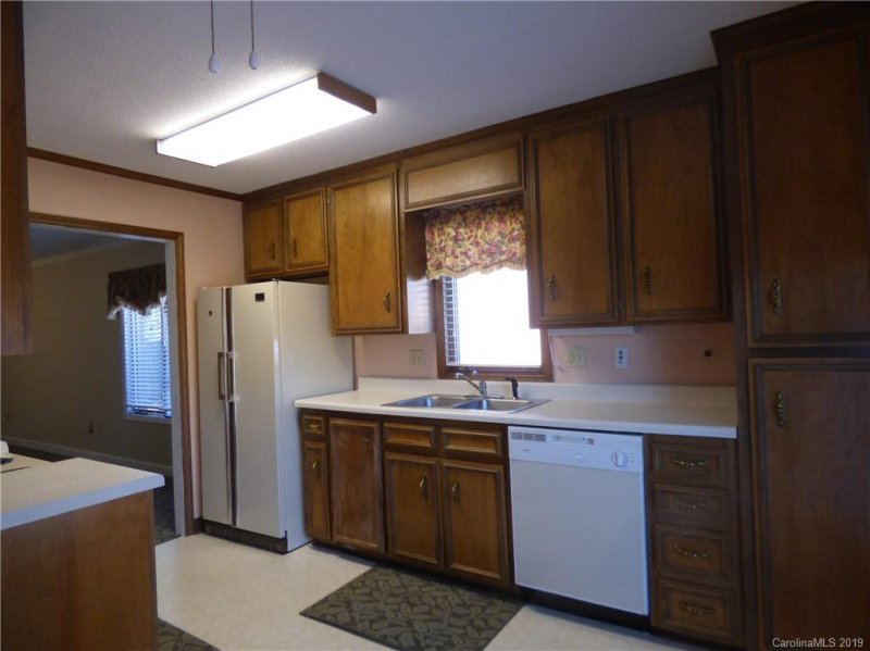 Property image 4 at 1331 Radio Road, Statesville, NC 28625