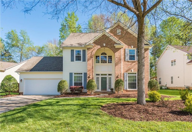 2526 Ashby Woods Drive