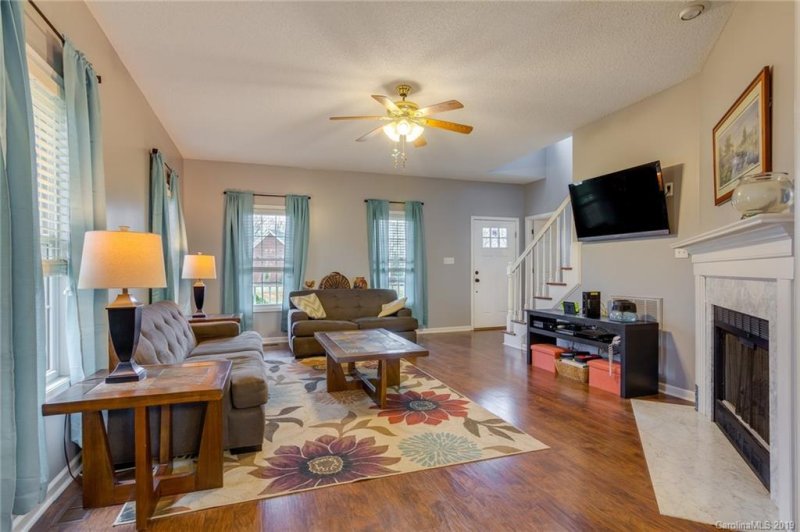 Property image 3 at 322 Little Daisy Lane, York, SC 29745