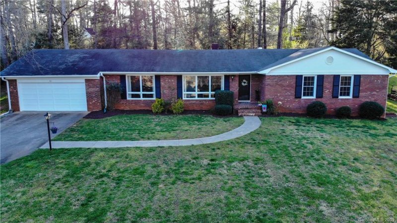 Property image 2 at 101 Woodsway Lane, Morganton, NC 28655