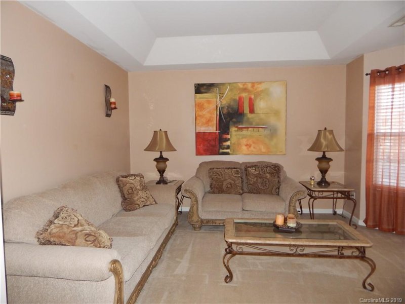 Property image 4 at 3226 Hendricks Chapel Lane, Charlotte, NC 28216