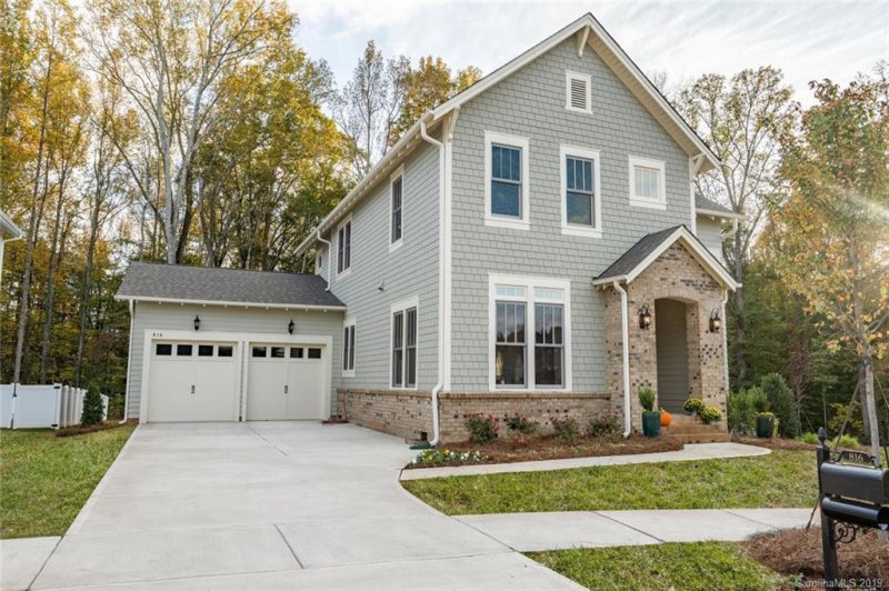 Property image 3 at 816 Patrick Johnston Lane, Davidson, NC 28036