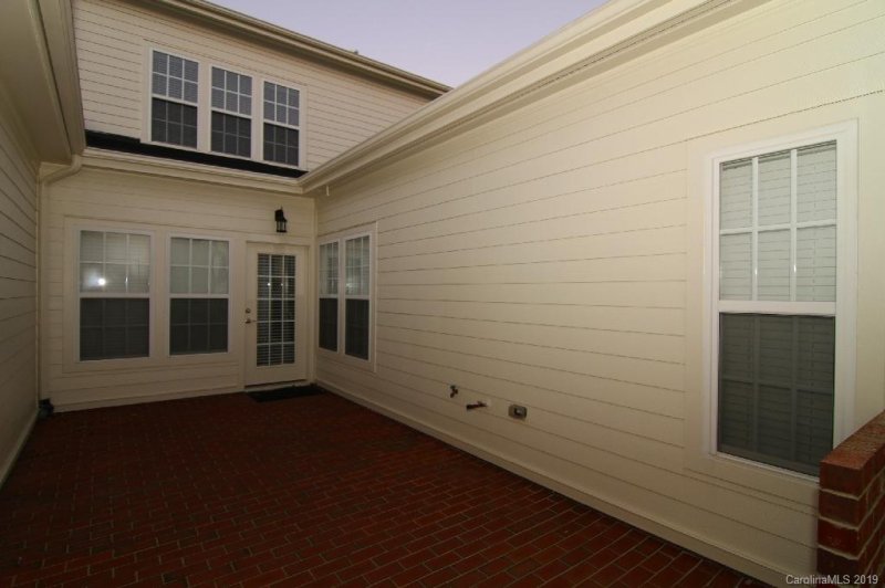 Property image 2 at 439 O Henry Avenue, Davidson, NC 28036