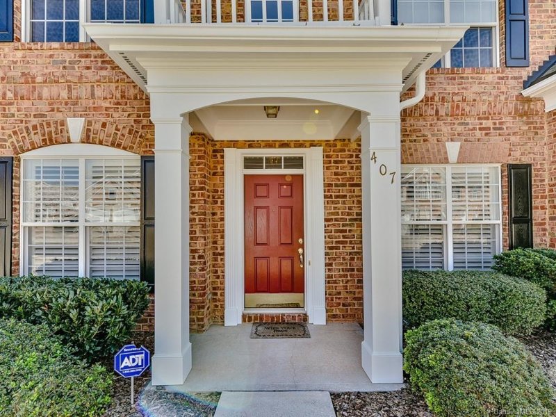 Property image 2 at 407 Eberle Way, Matthews, NC 28105