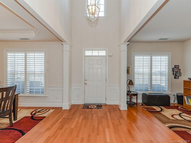 Property image 3 at 407 Eberle Way, Matthews, NC 28105