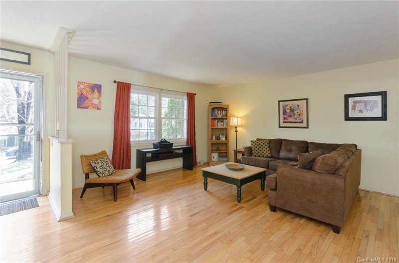 Property image 2 at 6 Brookcliff Drive, Asheville, NC 28801