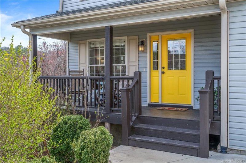 Property image 3 at 20 Village East Court, Asheville, NC 28805