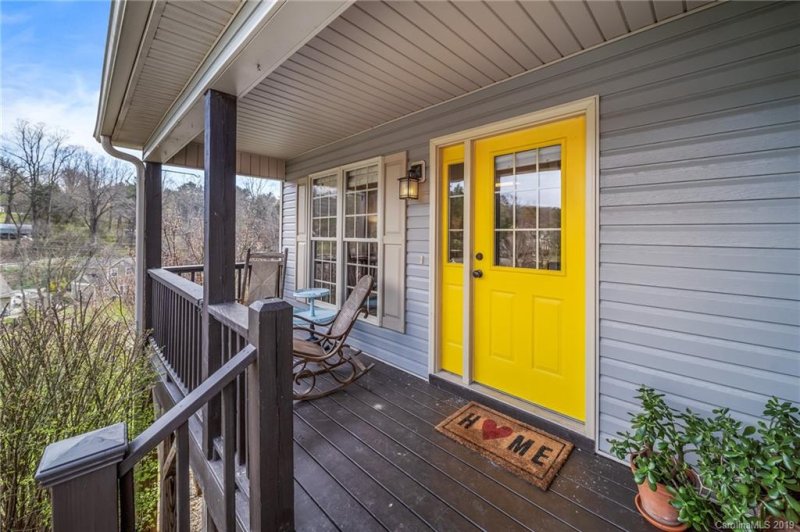 Property image 4 at 20 Village East Court, Asheville, NC 28805