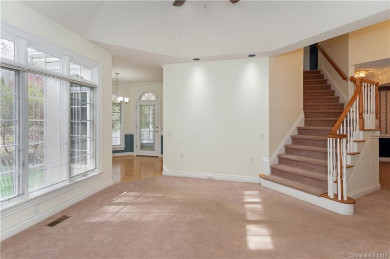 Property image 4 at 12 Clovelly Way, Asheville, NC 28803