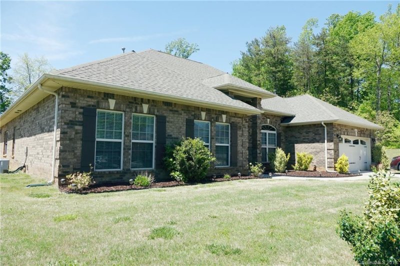 Property image 2 at 245 Mills Plantation Circle, Troutman, NC 28166