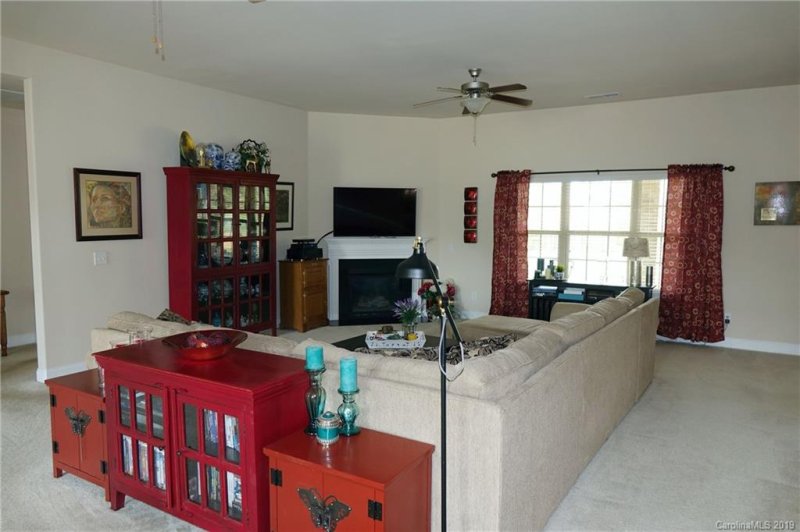 Property image 5 at 245 Mills Plantation Circle, Troutman, NC 28166