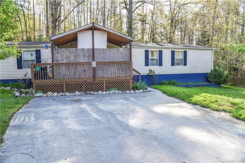 Property image 2 at 522 Primrose Lane, Asheville, NC 28806