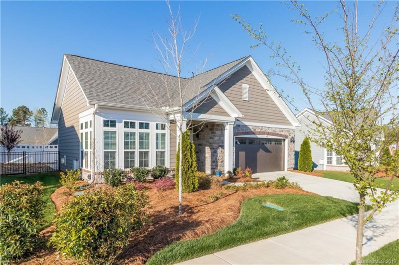 Property image 2 at 17105 Courtside Landing Drive, Cornelius, NC 28031