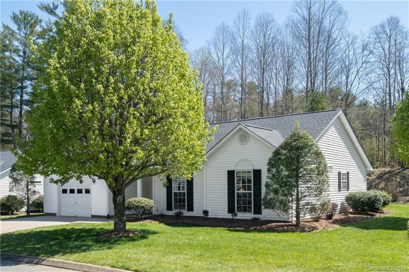 Property image 2 at 98 Stonehollow Road, Fletcher, NC 28732